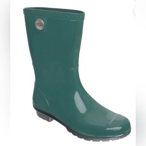 UGG Sienna Rain Boot in Green Pine Size 8 MSRP 70.00